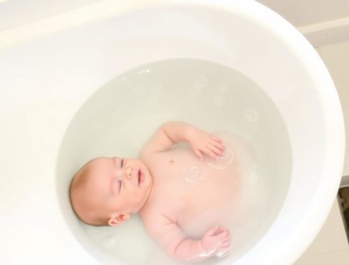 El baño del bebé: paso a paso para una experiencia segura y placentera