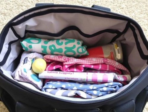 Die perfekte Wickeltasche: Was muss rein?