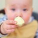 Baby-led Weaning: Fingerfood statt Brei – Wie Babys selbst das Essen entdecken und Familienmahlzeiten neu erleben